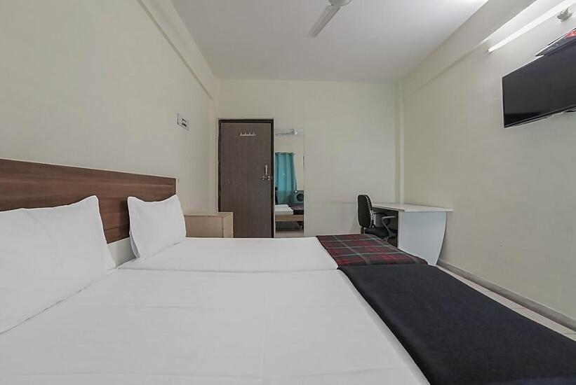 Hotel Kk Residency Nagpur Quarto foto